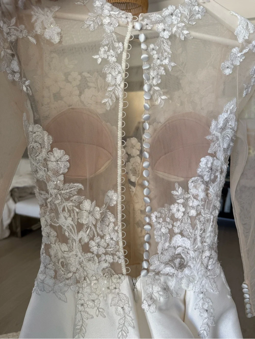 Monique Lhuillier monique lhuillier